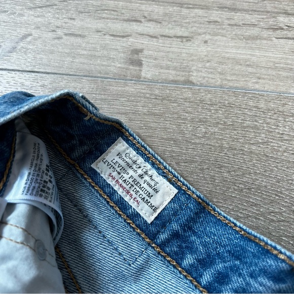 Levi’s 501 Long Short - Picture 7 of 10